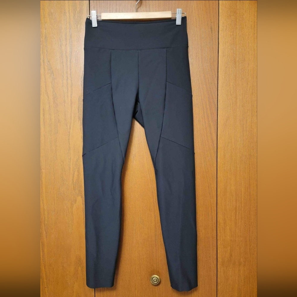 Athleta Stellar City Tight